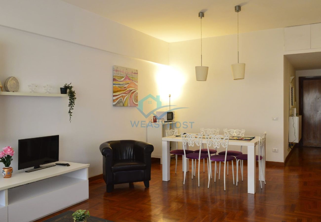 Appartamento a Roma - 057 - Savorelli · Charming Apartment near Vatican