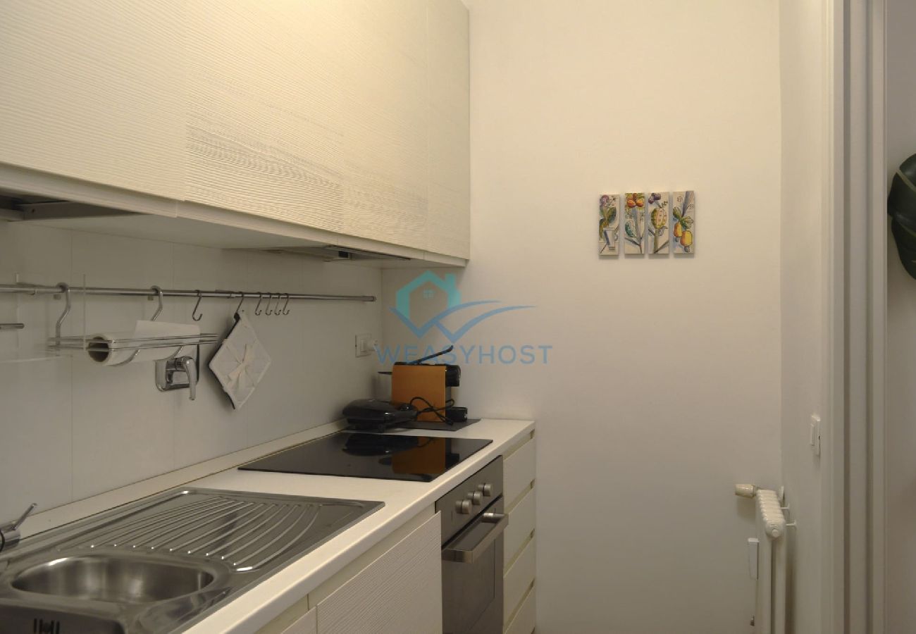 Appartamento a Roma - 057 - Savorelli · Charming Apartment near Vatican