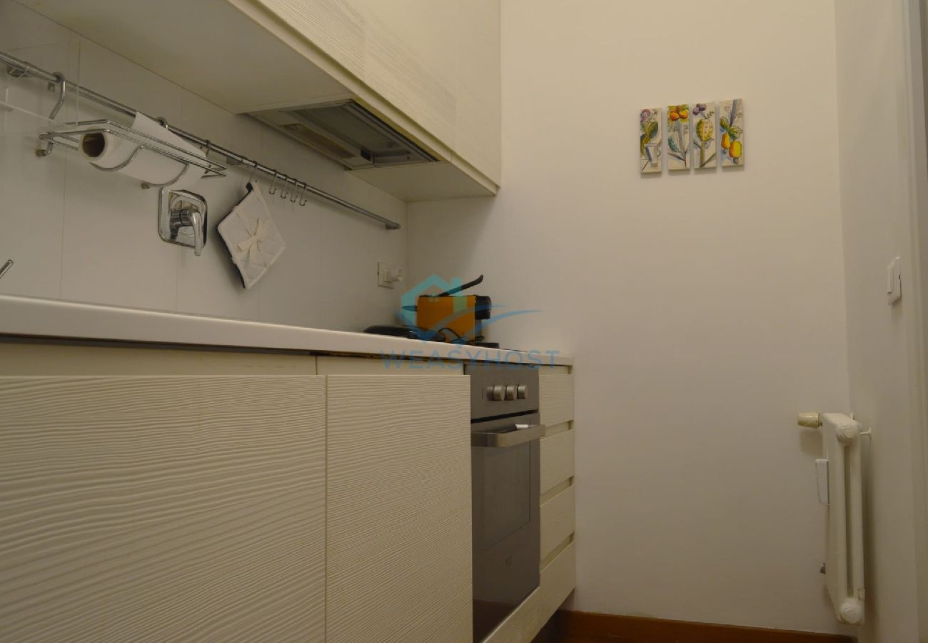 Appartamento a Roma - 057 - Savorelli · Charming Apartment near Vatican