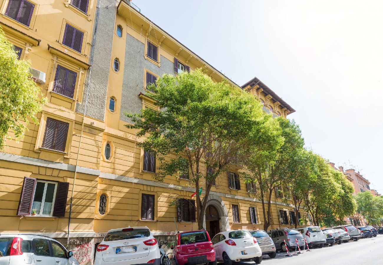 Appartamento a Roma - 006 - Caracciolo · NEW! Completely renovated apt i