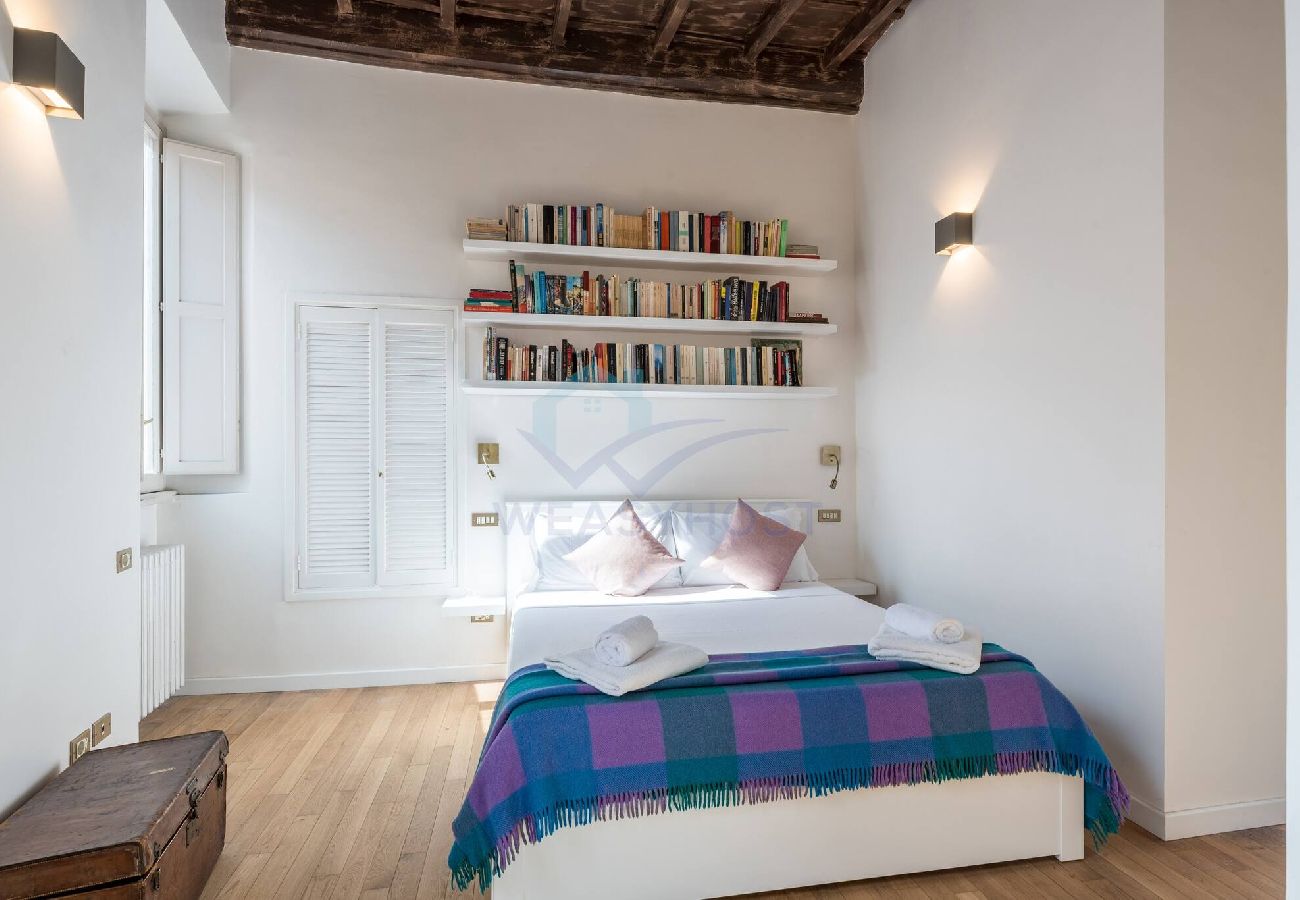 Studio a Roma - 017 - IN PISCINULA · Cozy, Sunny Suite in the Hear