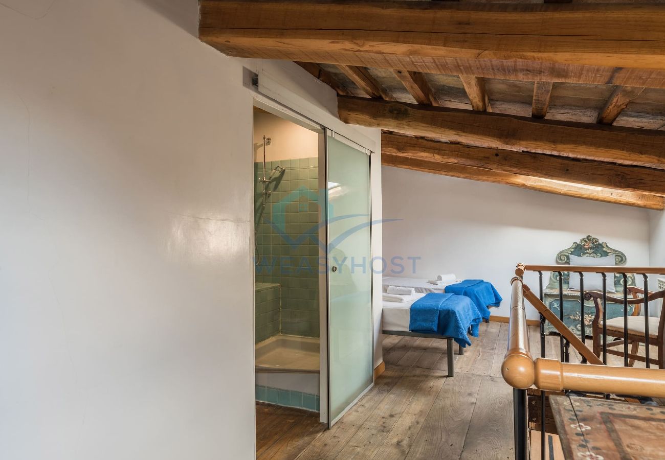 Appartamento a Roma - 026 - Zanardelli · Cozy wooden apt in Piazza Navon