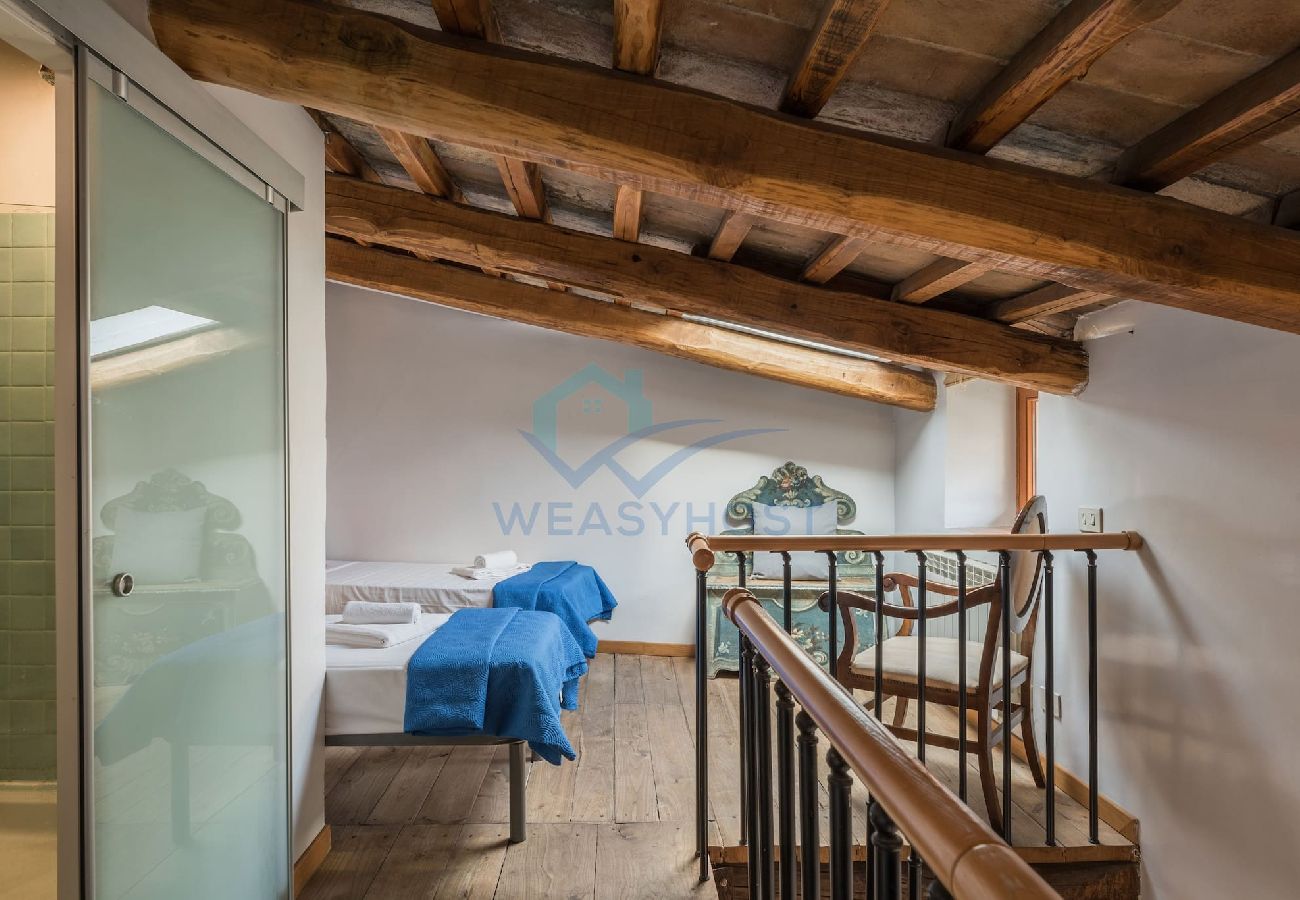 Appartamento a Roma - 026 - Zanardelli · Cozy wooden apt in Piazza Navon