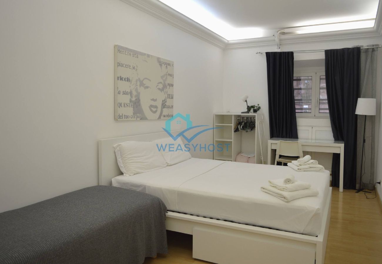 Appartamento a Roma - 049 - Sant´Agata · Retreat in the Heart of Fori Im