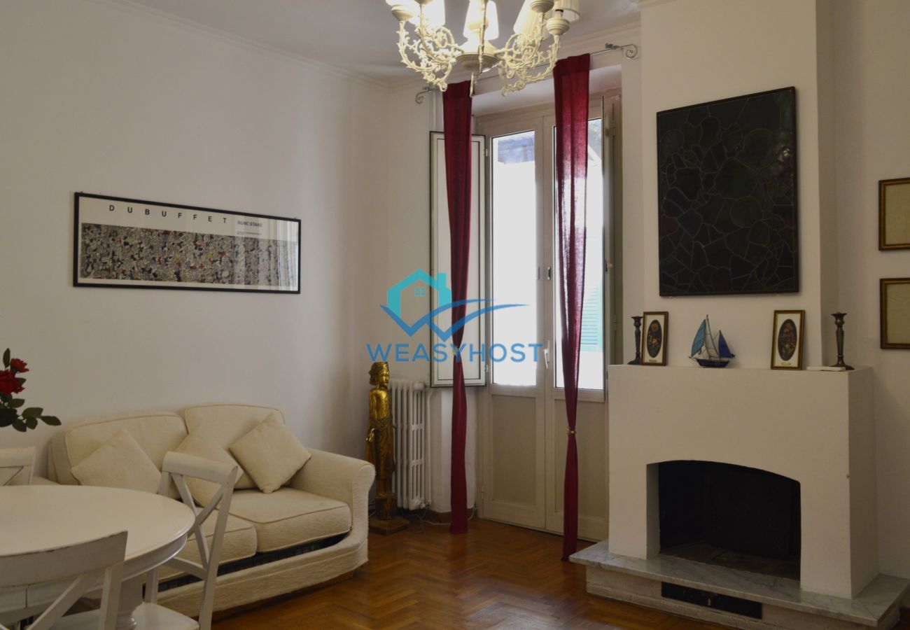 Studio a Roma - 015 - MESSINA - Elegant apt-typical Roman Palazzin