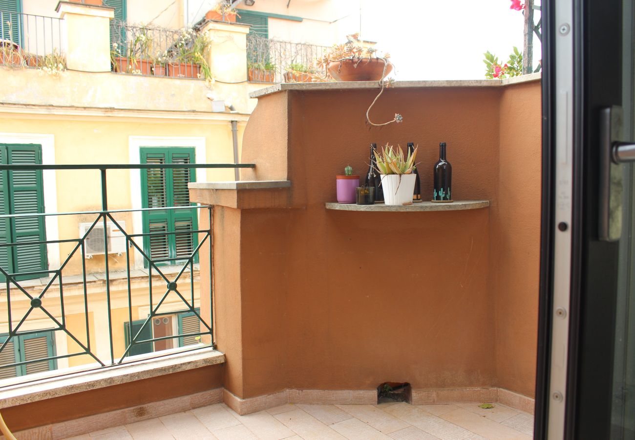 Appartamento a Roma - 068 - Vicolo del Cinque- Stylish Penthouse with te