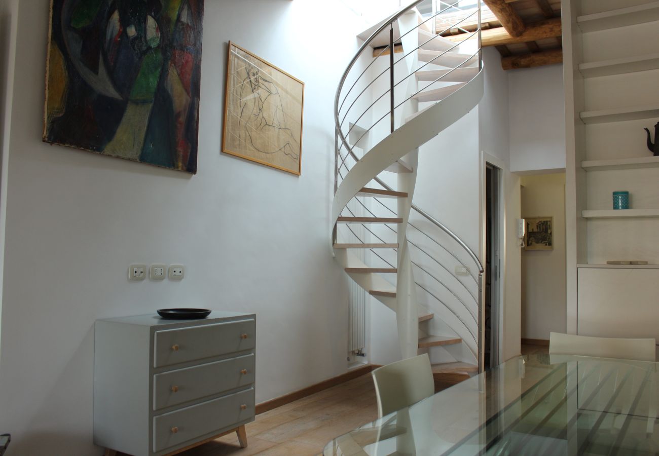 Appartamento a Roma - 068 - Vicolo del Cinque- Stylish Penthouse with te