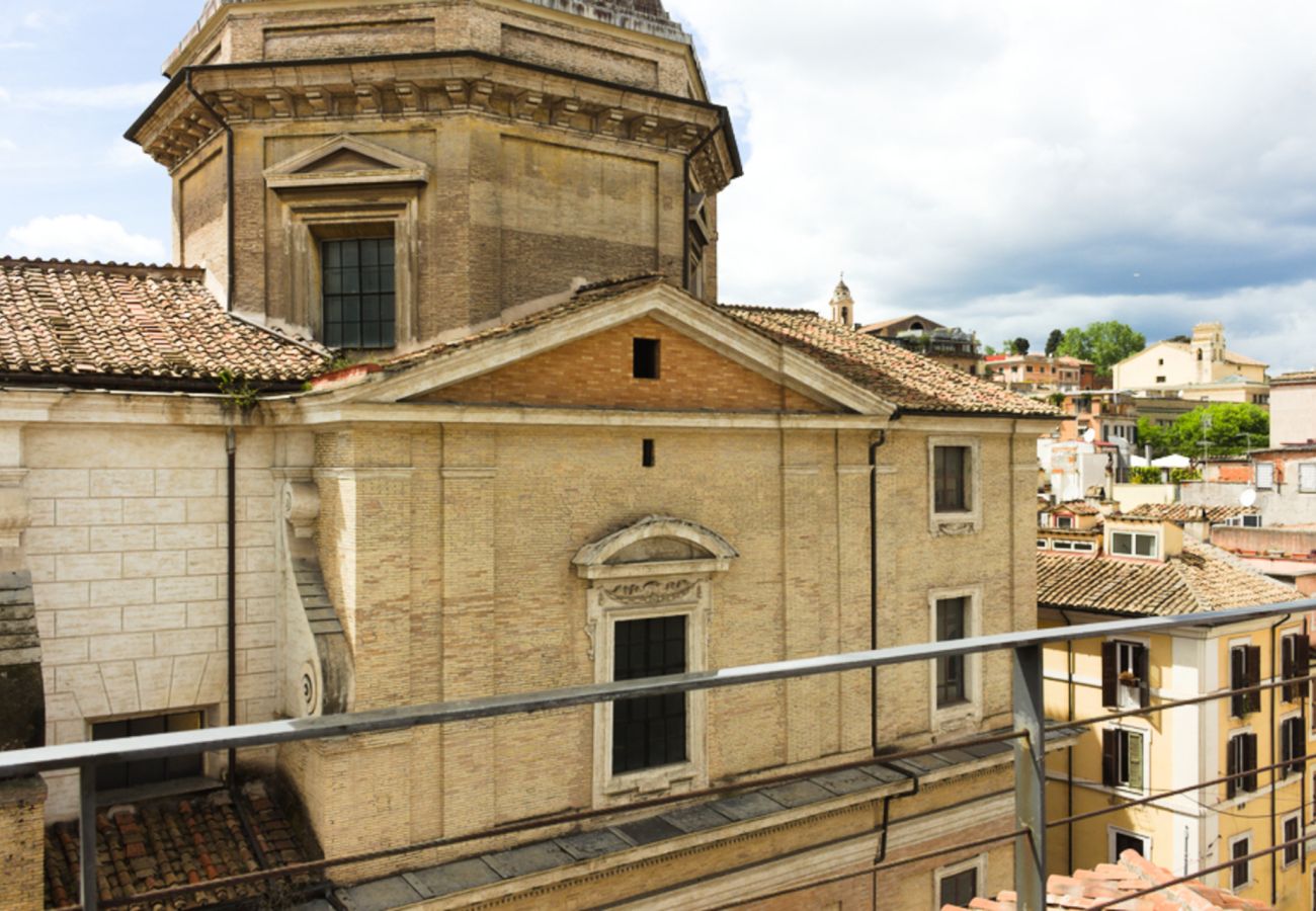 Appartamento a Roma - 069 -  Serpenti 2 - Colosseo Urban penthouse in th