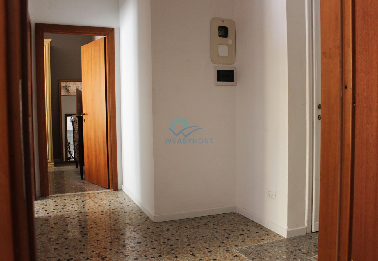 Appartamento a Roma - 072 - DAL VERME - Malatesta Renovated Flat