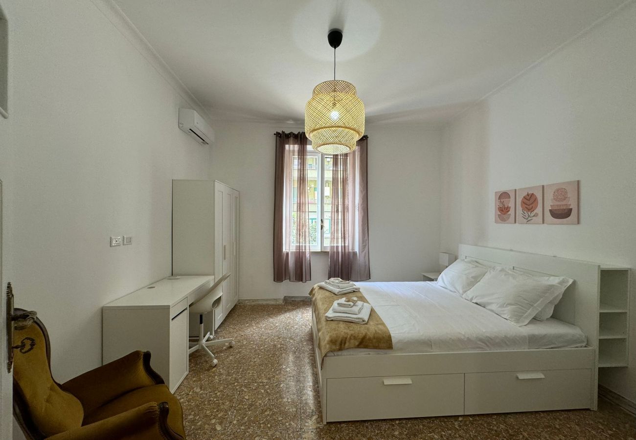 Appartamento a Roma - 085 - Pallante - Spacious Roman Apartment: Chez Ma