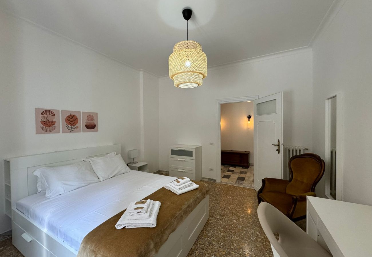 Appartamento a Roma - 085 - Pallante - Spacious Roman Apartment: Chez Ma