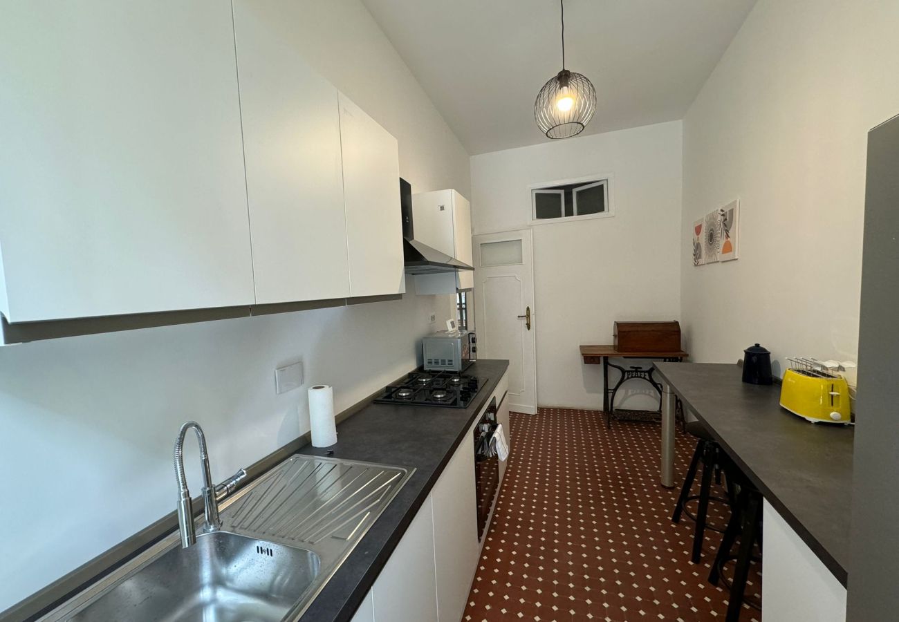 Appartamento a Roma - 085 - Pallante - Spacious Roman Apartment: Chez Ma