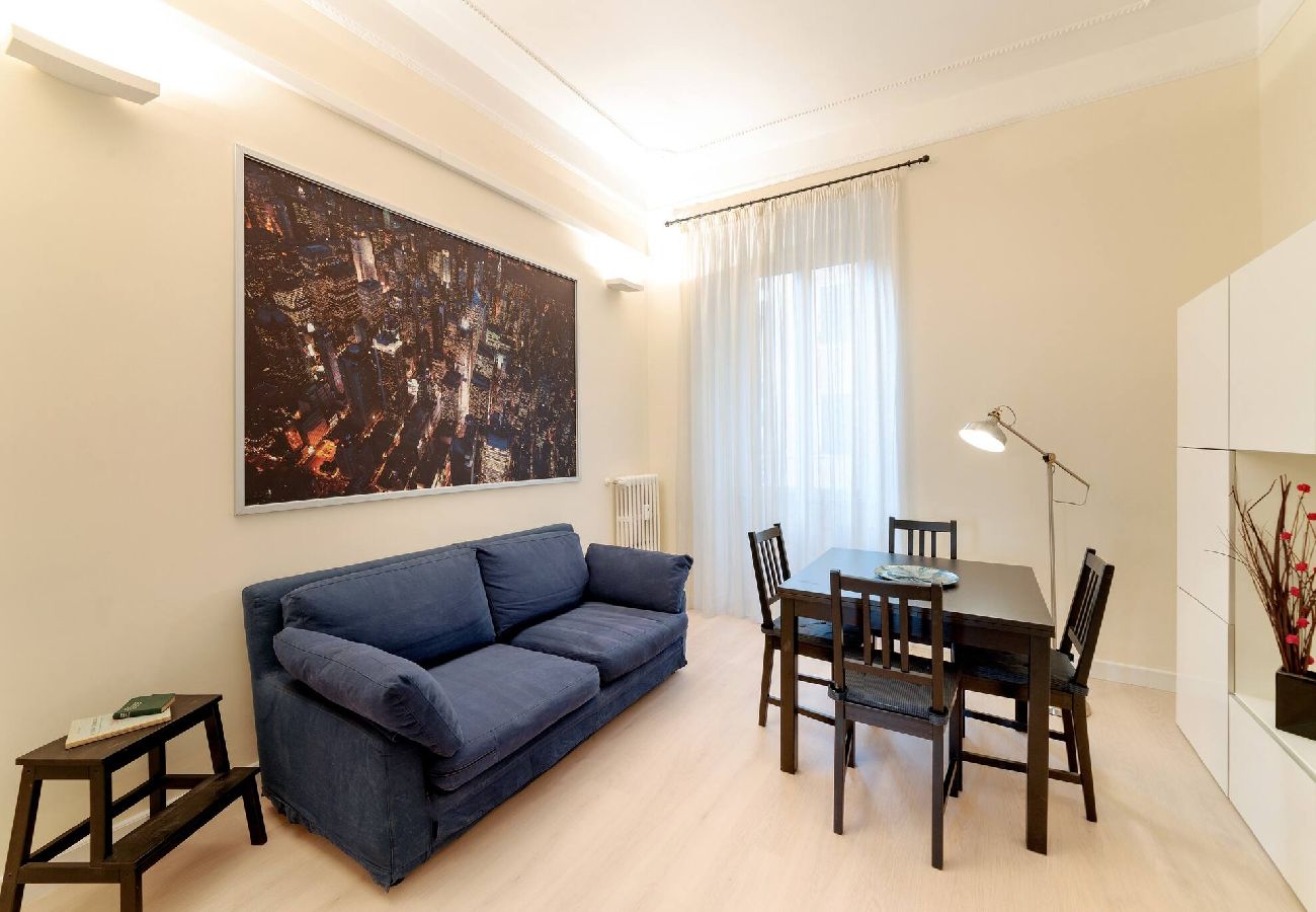 Apartment in Rome - 005 - Labicana · Sunny flat in elegant building cl