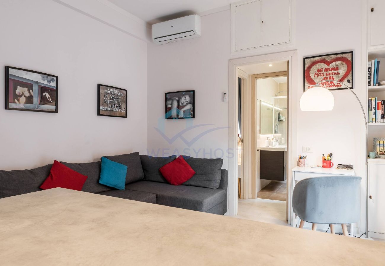 Apartment in Rome - 008 - Serafino · NEW in Rome! Little candy apt in