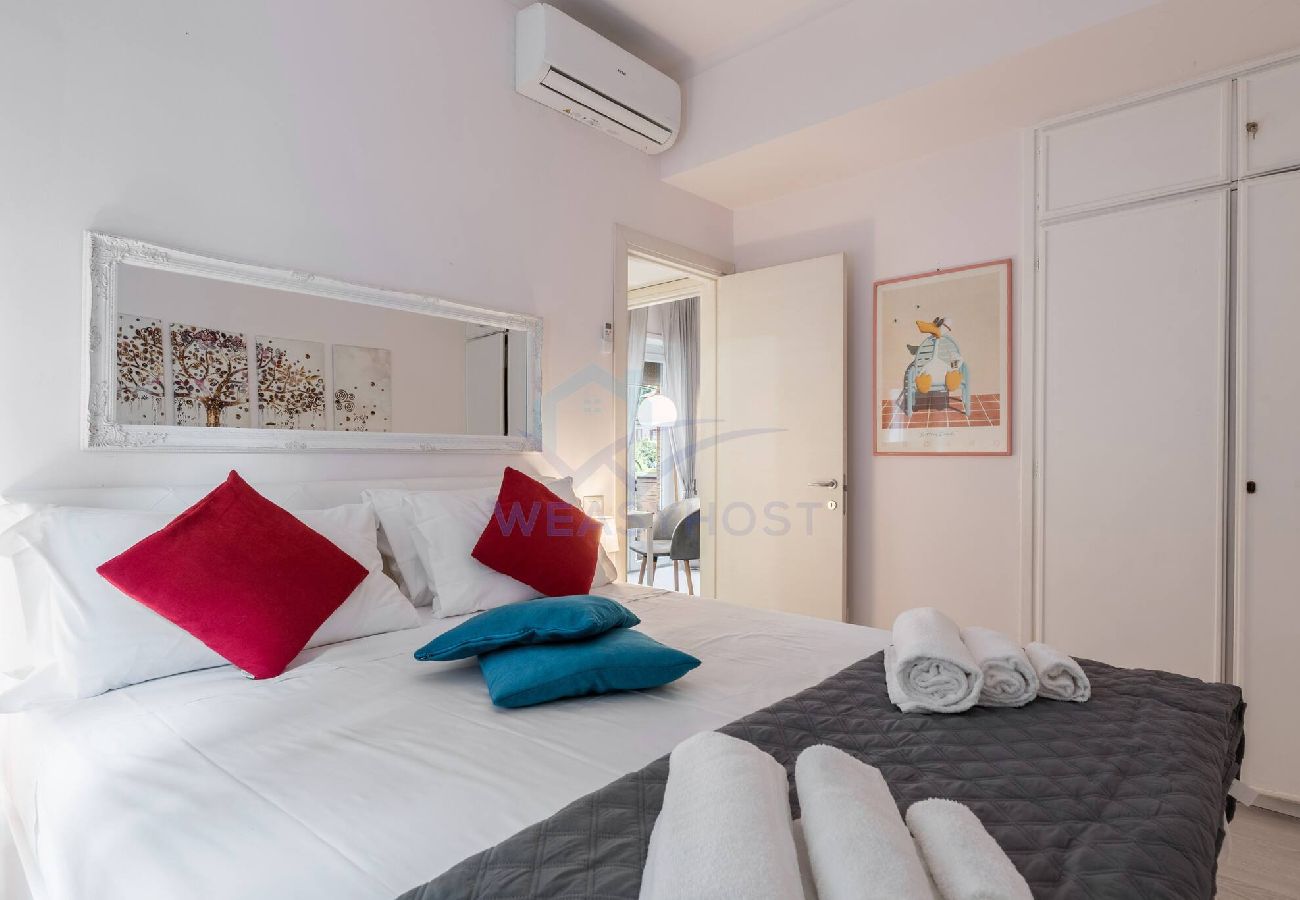 Apartment in Rome - 008 - Serafino · NEW in Rome! Little candy apt in