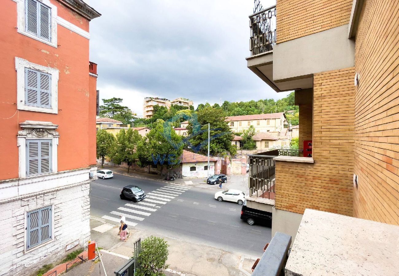 Apartment in Rome - 008 - Serafino · NEW in Rome! Little candy apt in