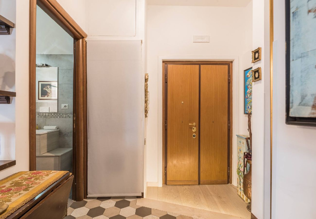 Apartment in Rome - 034 - Carso · Charming  and Precious Mazzini Maiso