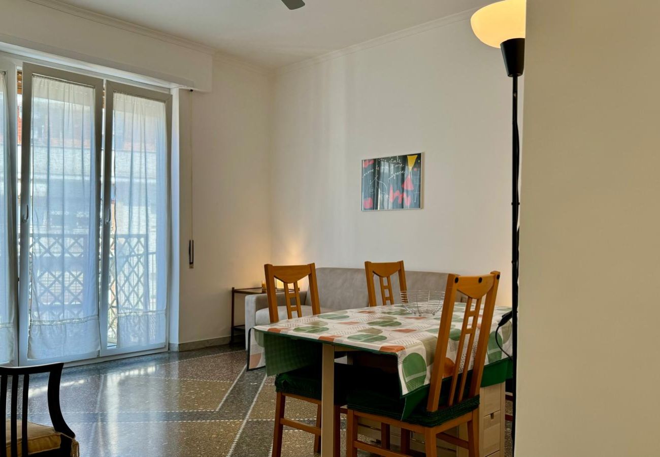 Apartment in Rome - 081 - Falconieri 2 - Quiet Nest in the Heart of Gi