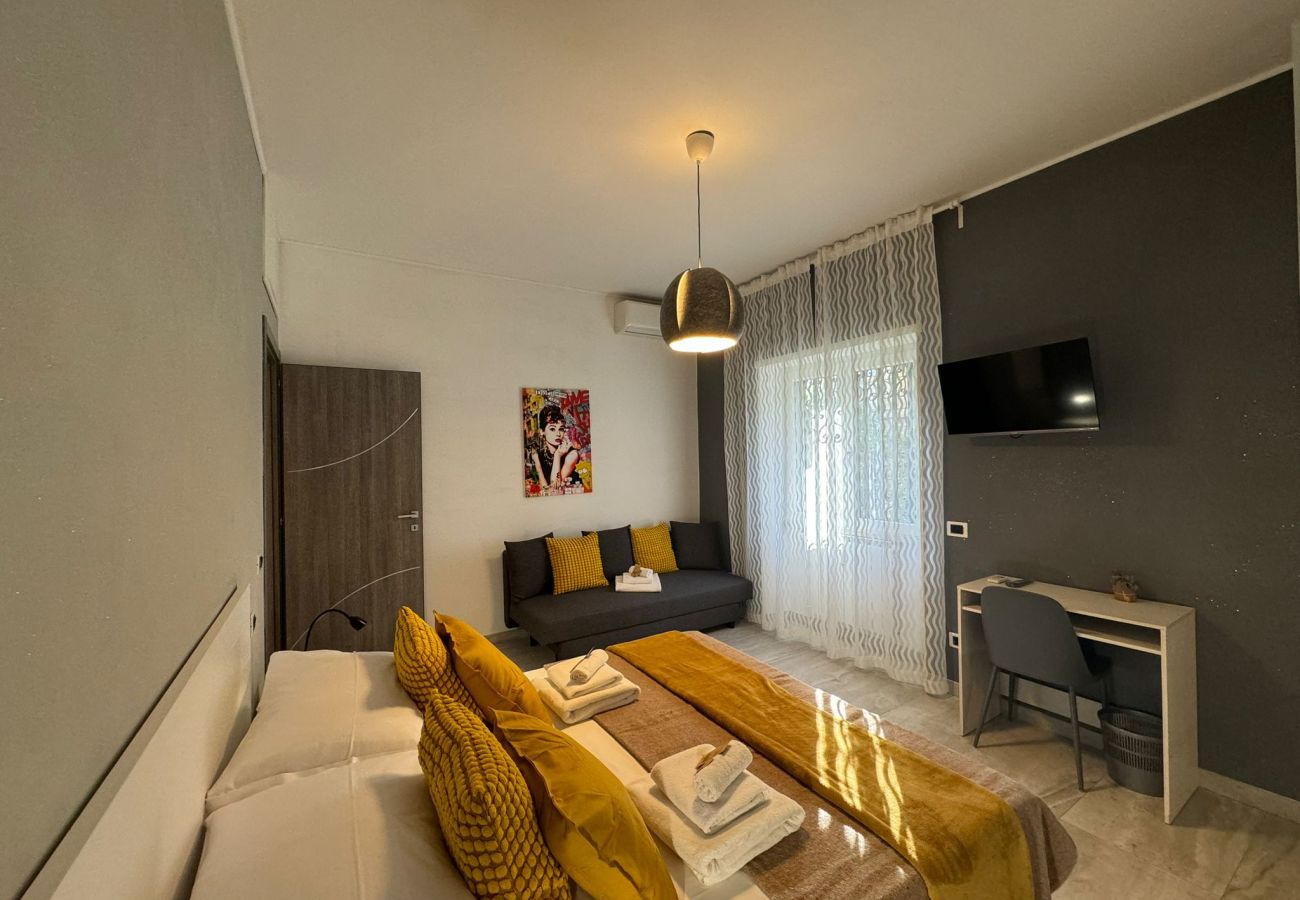 Apartment in Rome - 023 - Peano - Elegant Escape by Ionio Metro