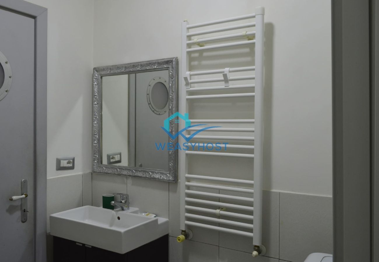 Apartamento en Roma - 046 - Fivizzano · Pigneto Modern Apartment