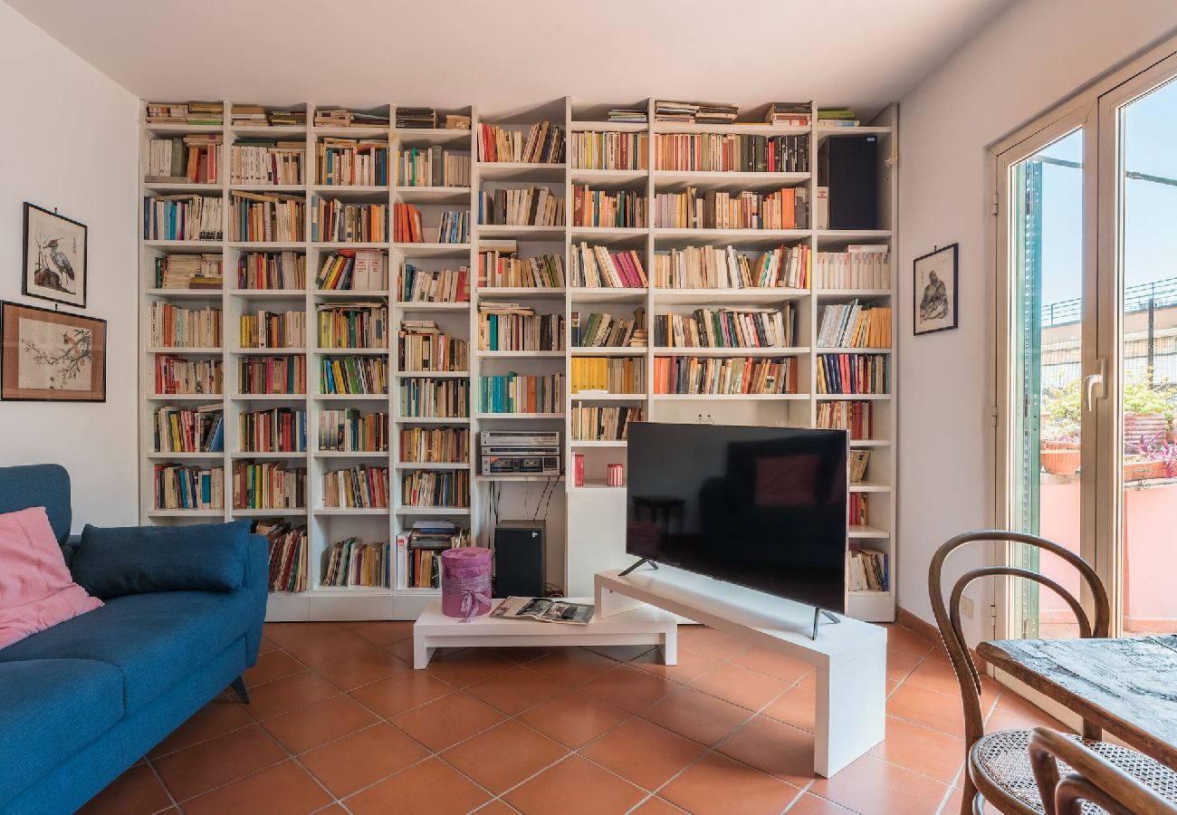 Apartamento en Roma - 045 - Serpenti · Colosseo Stylish Penthouse