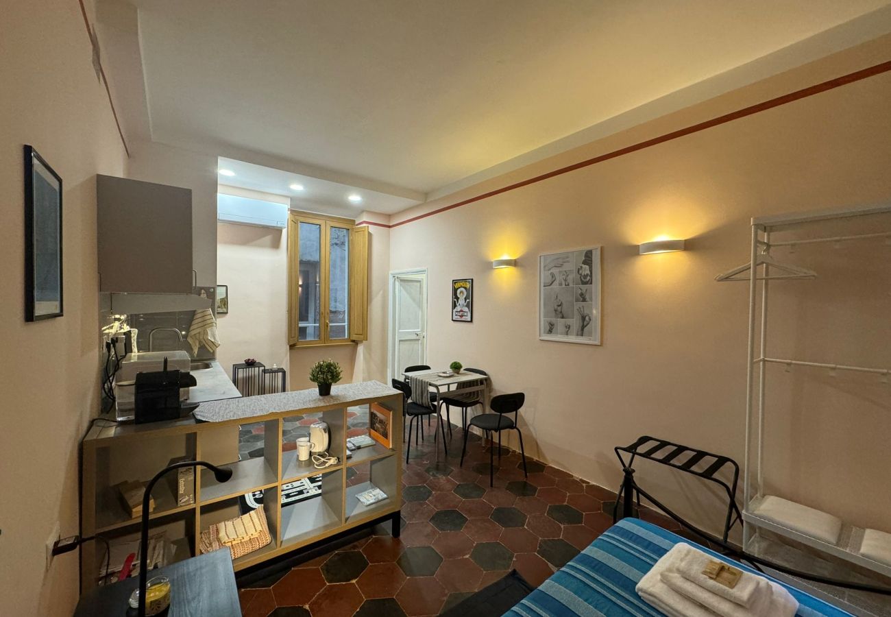 Apartamento en Roma - 103 - Selci - Le Due Torri in Rione Monti